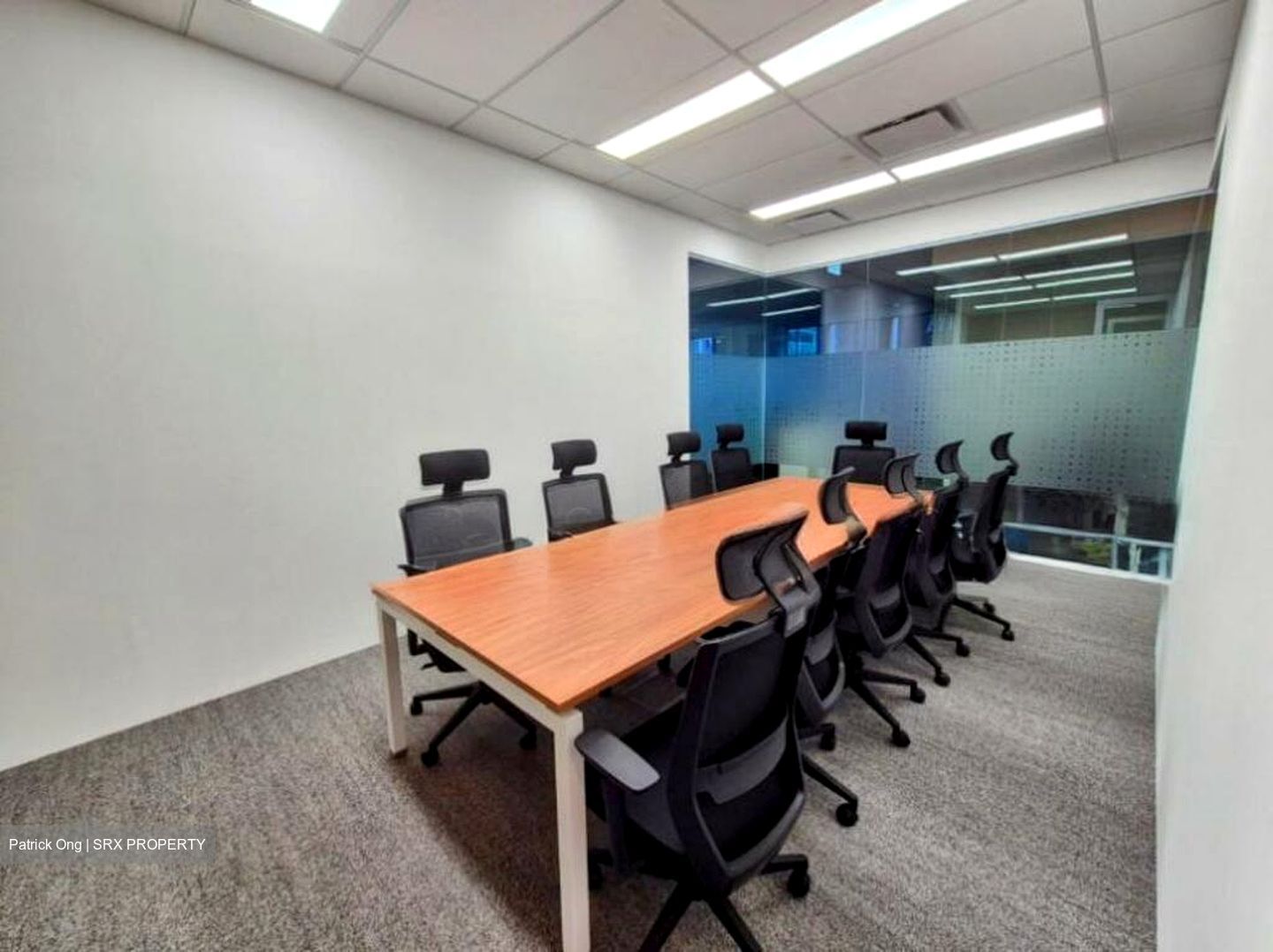 Oue Downtown (D1), Office #519729881